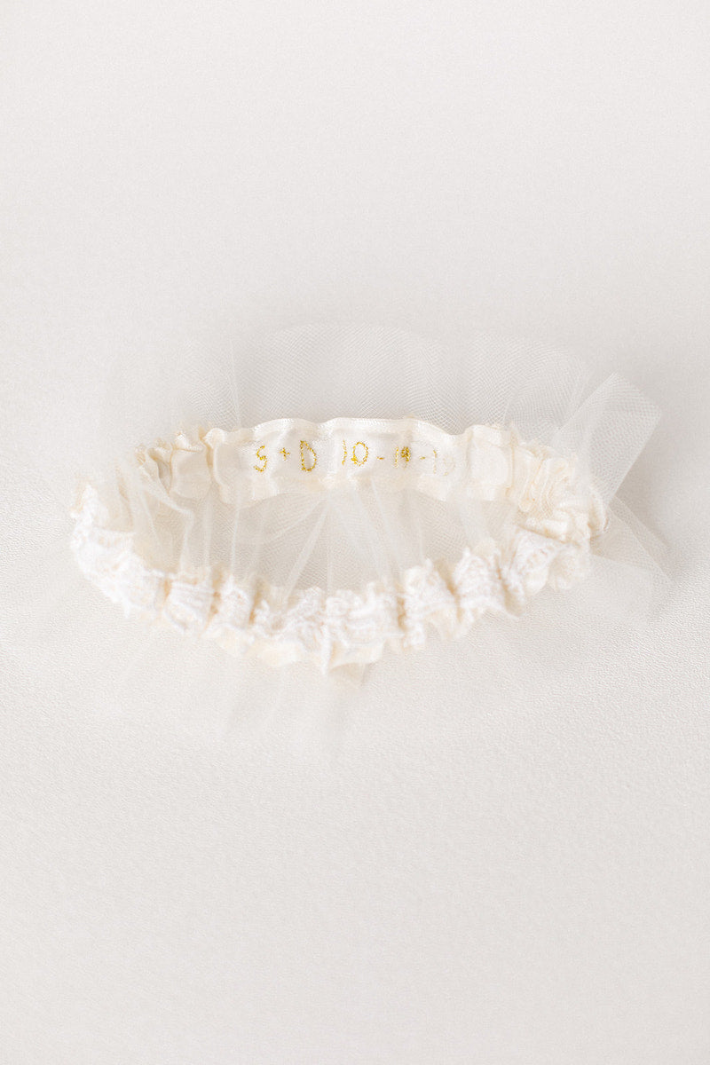 personalized wedding garter with gold wedding date on inside