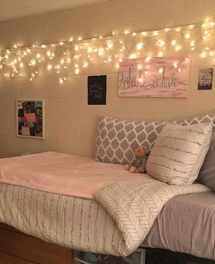 Featured image of post Nice Rooms With Led Lights For Girls : The quintessential dorm room accent lighting, christmas lights can be found in nearly every stylish note: