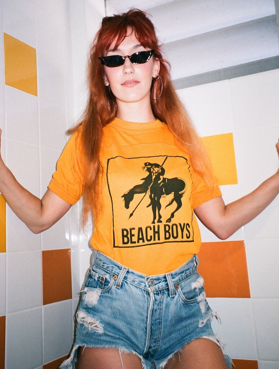 Vintage 70s Gold and Black Beach Boys Tee