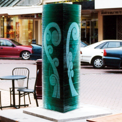 Esk Street Invercargill art installation glass work 
