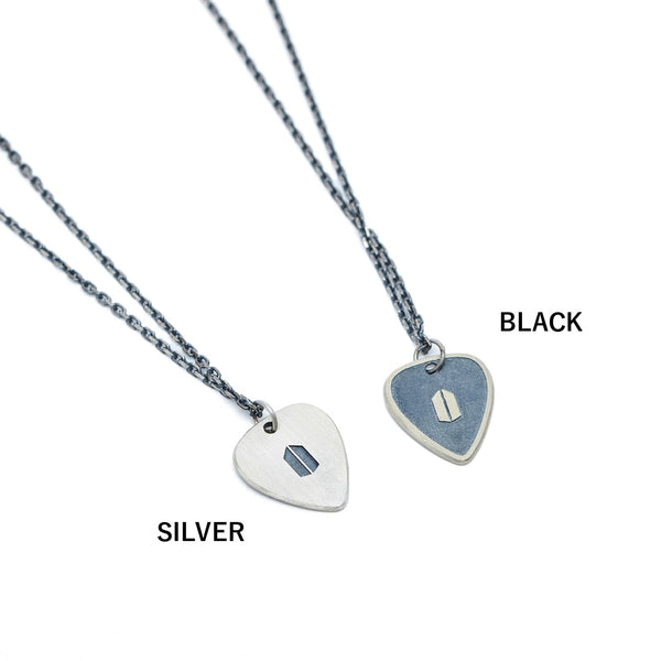 SUGA] GUITAR PICK NECKLACE(2022年8月上旬以降発送) – BTS JAPAN