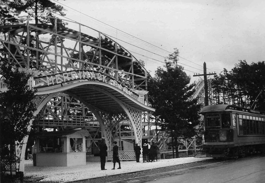 A trolley arrives at the entrance of the newly opened Merrimack Park, 1921. -- Methuen Historical Commission