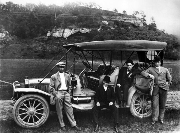 A group making a stop while on a drive near the bluffs, circa 1915. -- Courtesy University of Wisconsin-La Crosse / #8129