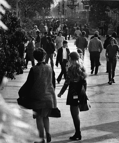 Christmas shoppers in downtown Fresno, 1972. -- THE FRESNO BEE