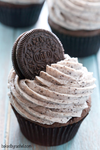 Simple Yet Sophisticated Classy Cupcake Ideas for Adults - Cookies and Cream Cupcake