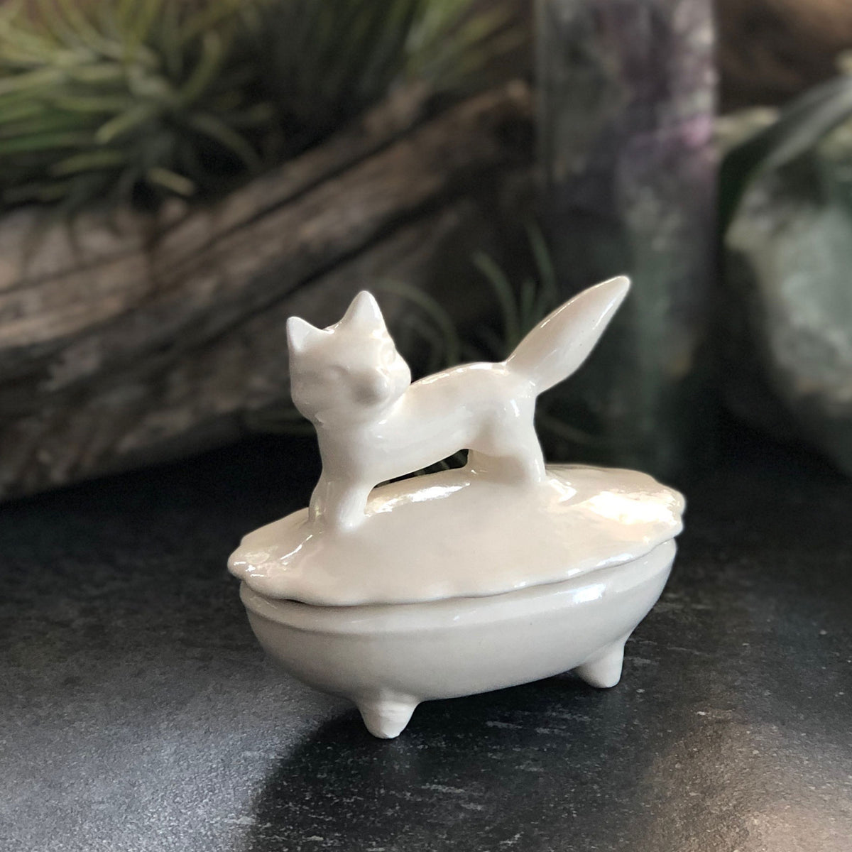 ceramic ring box