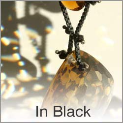 In Black Jewelry Collection