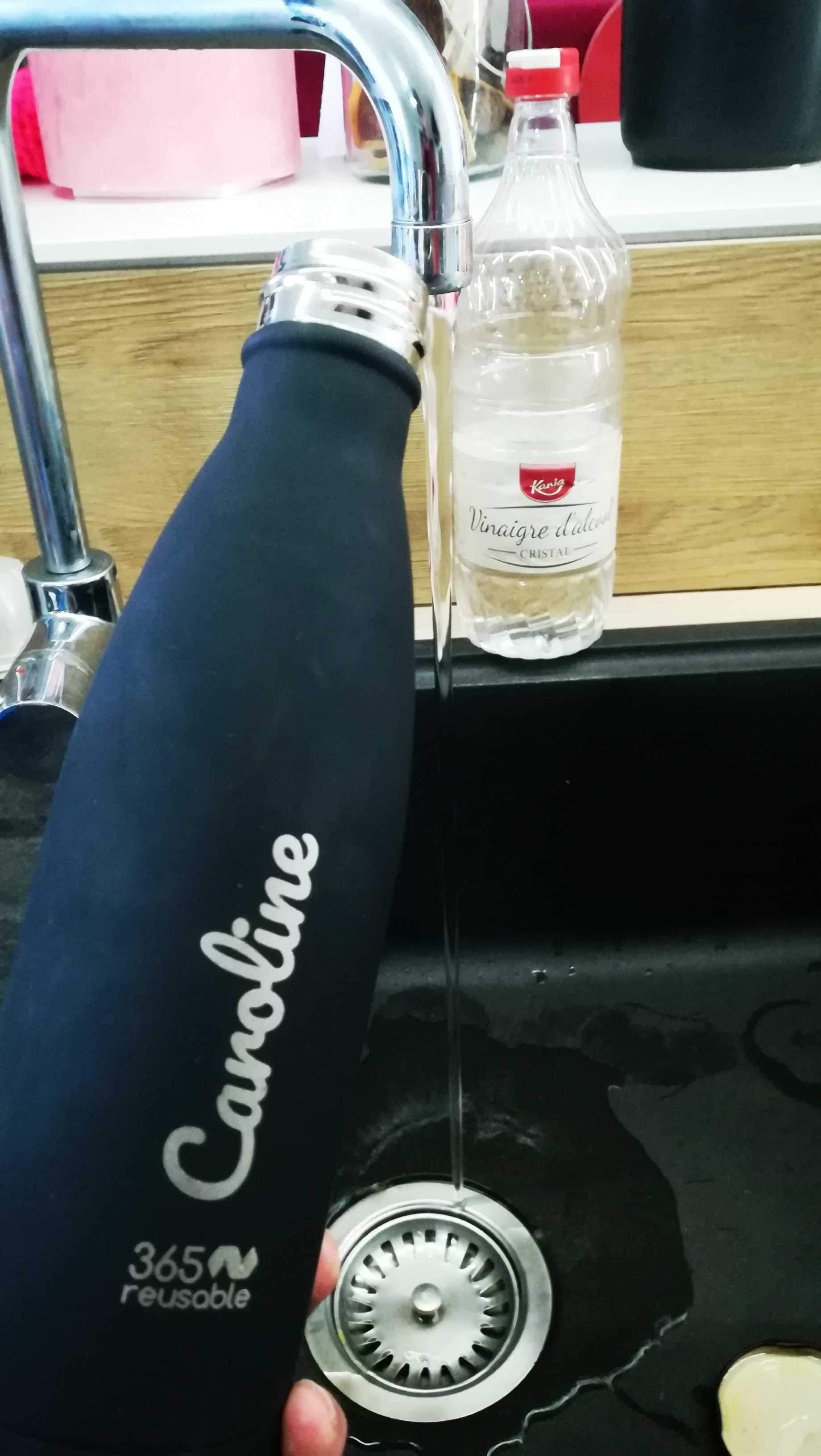 Comment nettoyer une bouteille réutilisable inox