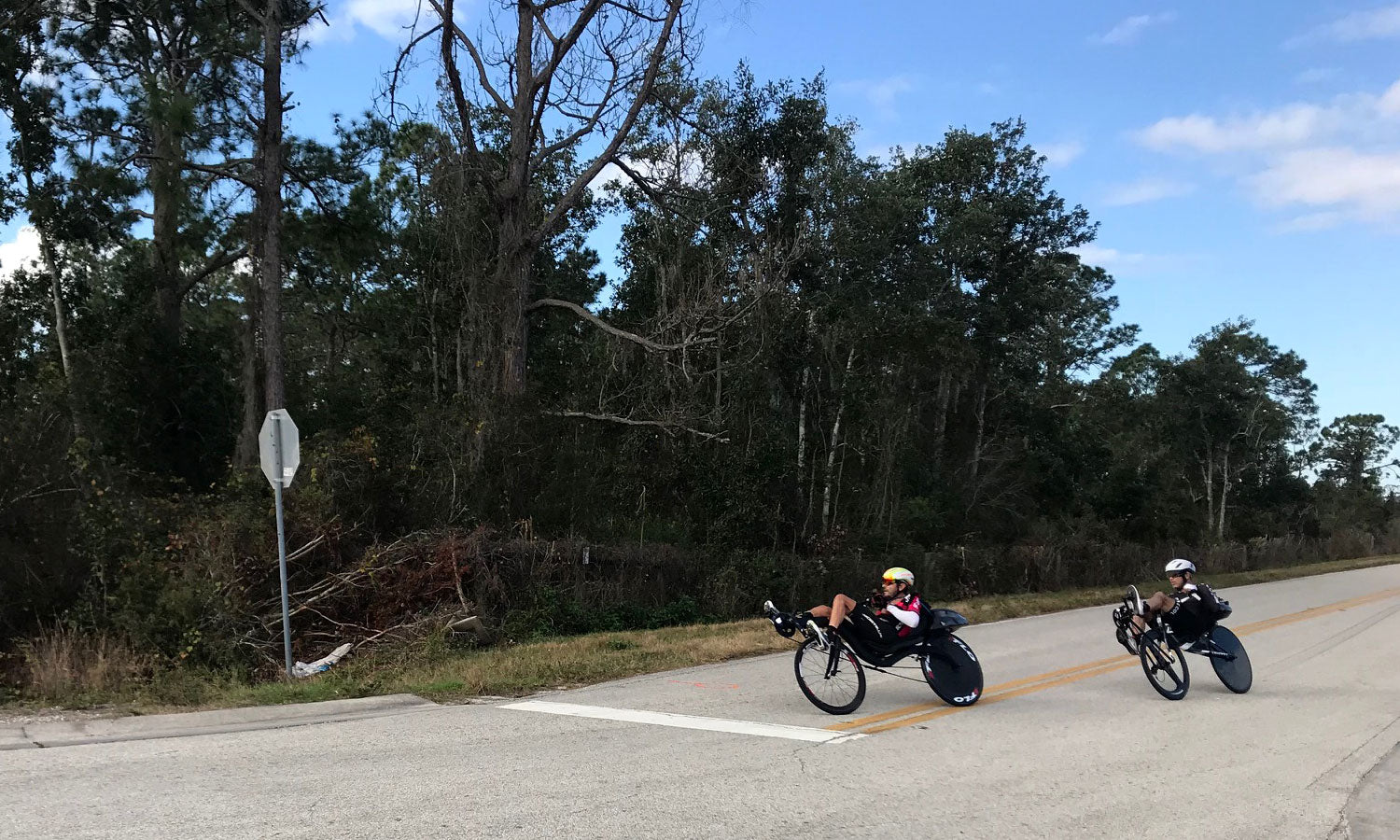 Kyle Larsen races his Cruzbike V20 in Bike Sebring 2019