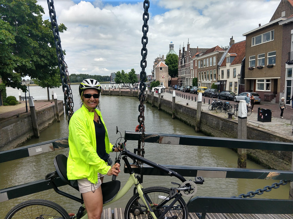 Cycling in Holland on Cruzbike Q45 touring bicycles