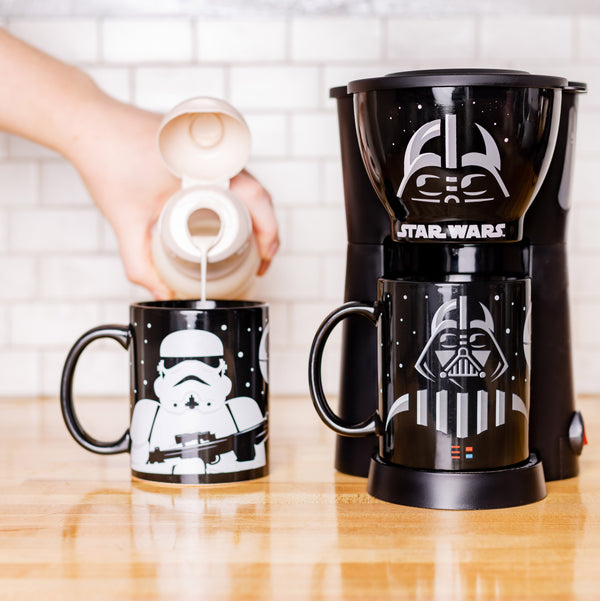 Shetland combinar fama Star Wars Darth Vader & Stormtrooper Coffee Maker Set - Uncanny Brands