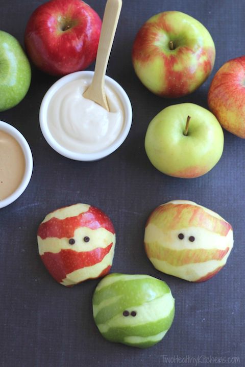 apple mummies. Healthy treats for Hallowen