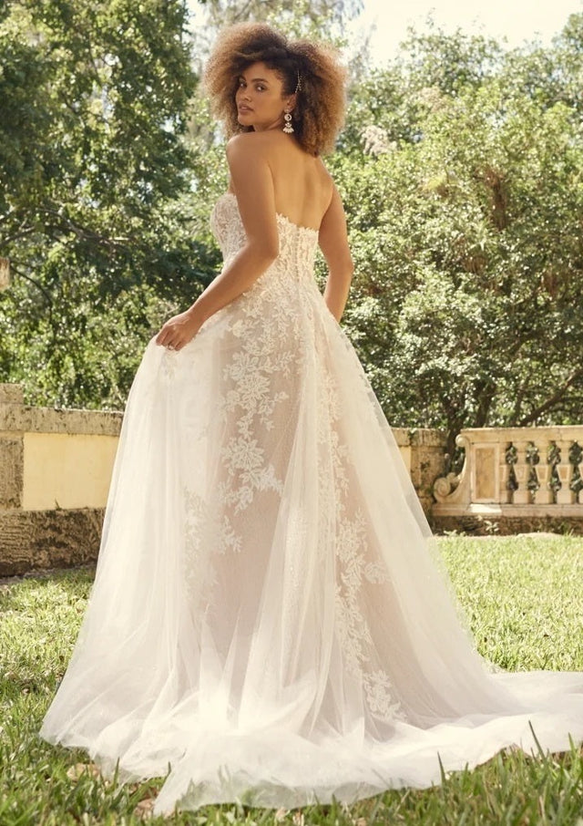 products/MaggieSotteroNoraWeddingDress2.jpg