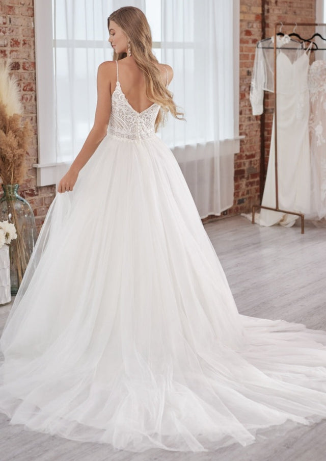 products/Rebecca-Ingram-Ball-Gown-WeddingDress-Lorraine-Lane-22RS927A01-Alt2-IV.jpg