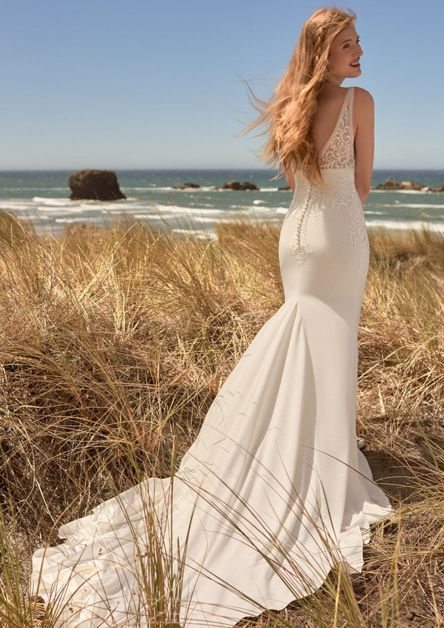 products/Rebecca-Ingram-Calista-Lynette-Sheath-Wedding-Dress-22RK588B01-Alt5-IV.jpg