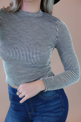 SIZE LARGE Maisy Ribbed Top