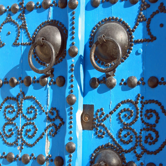 Safari Journal / Blog by Safari Fusion | Doors of Sidi Bou Said | Blue doors of the Mediterranean village of Sidi Bou Said / Tunisia | Image © Kellie Shearwood