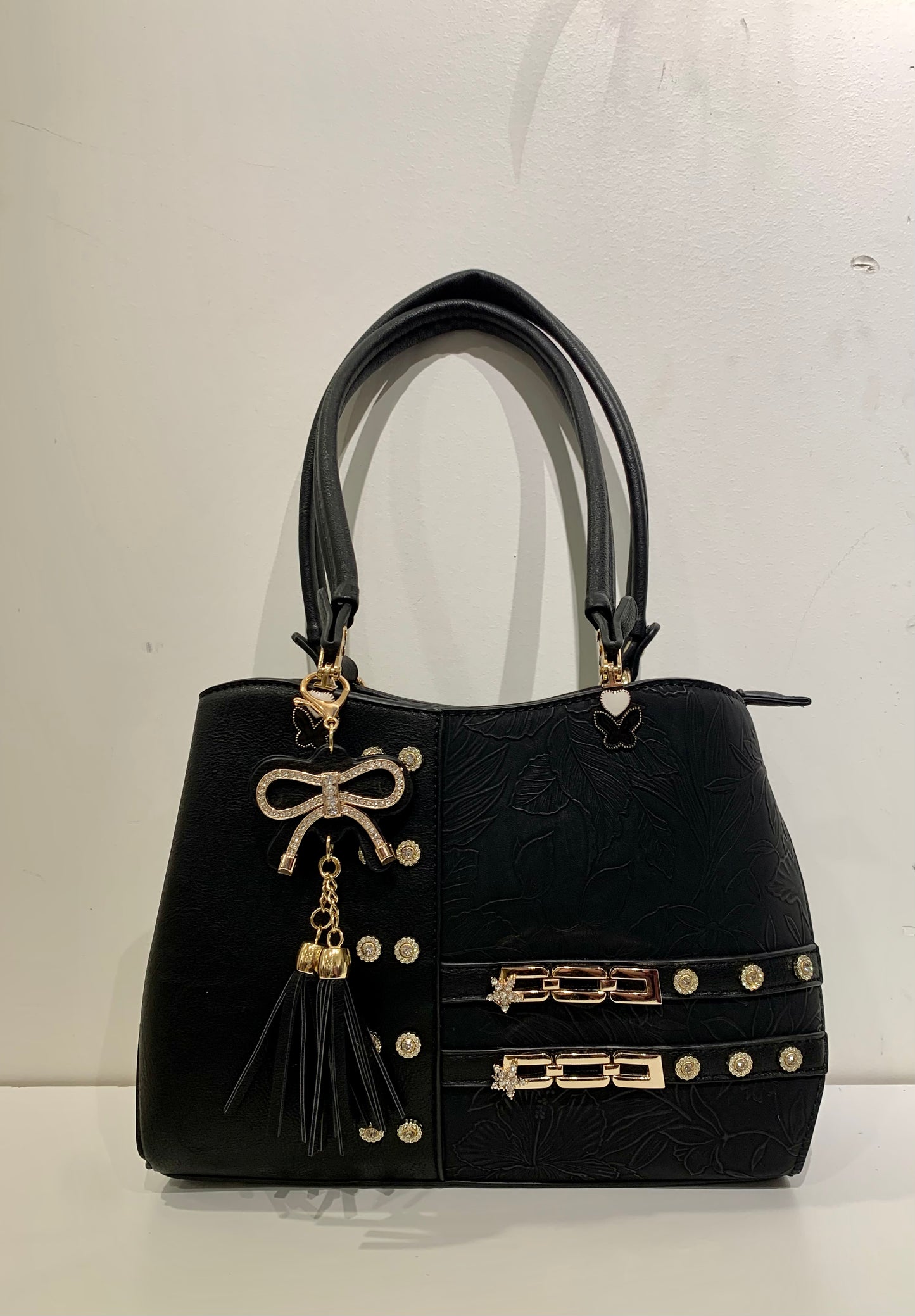Black butterfly handle with bow clip