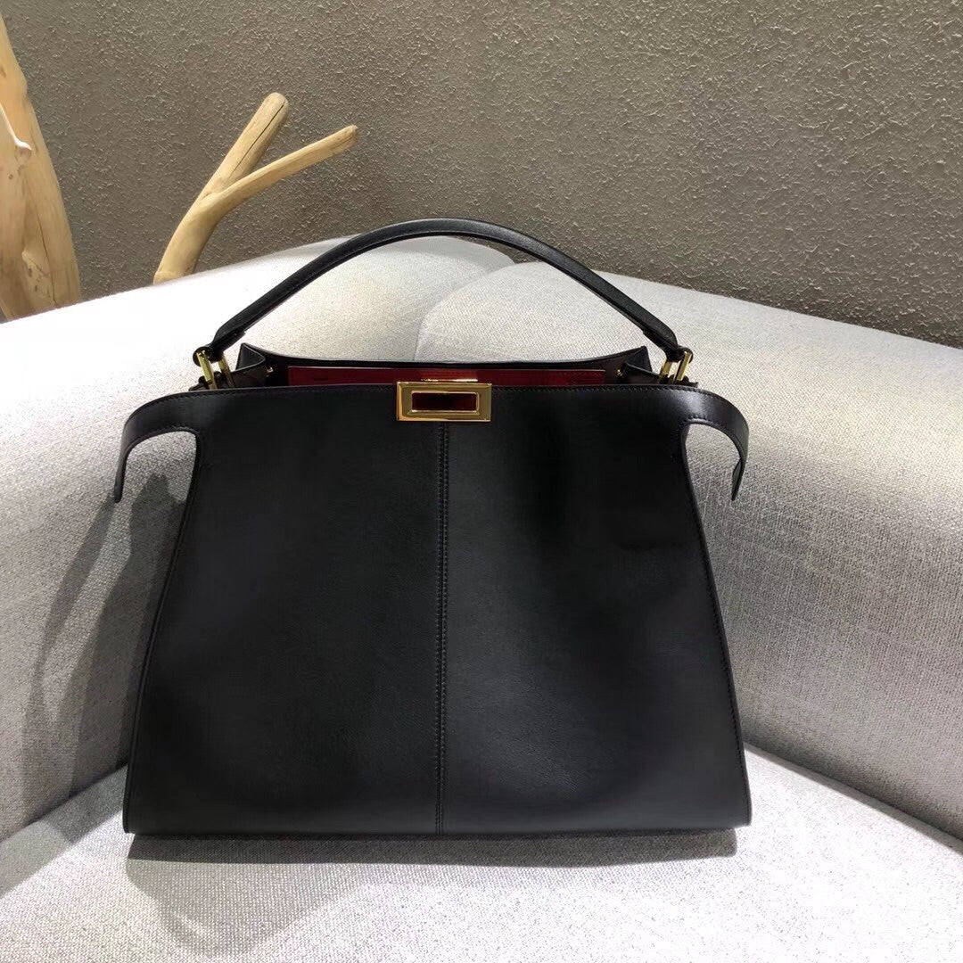 fendi peekaboo essential