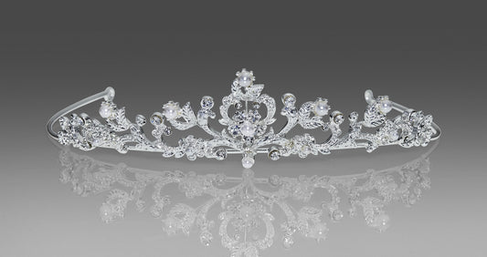 Anjas Dream 1541 Tiara Veil