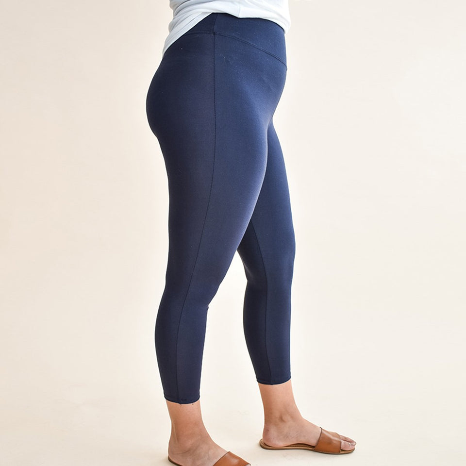 The Fair Crop Legging in Navy Blue