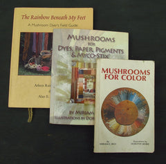 Mushroom dyers' reference books