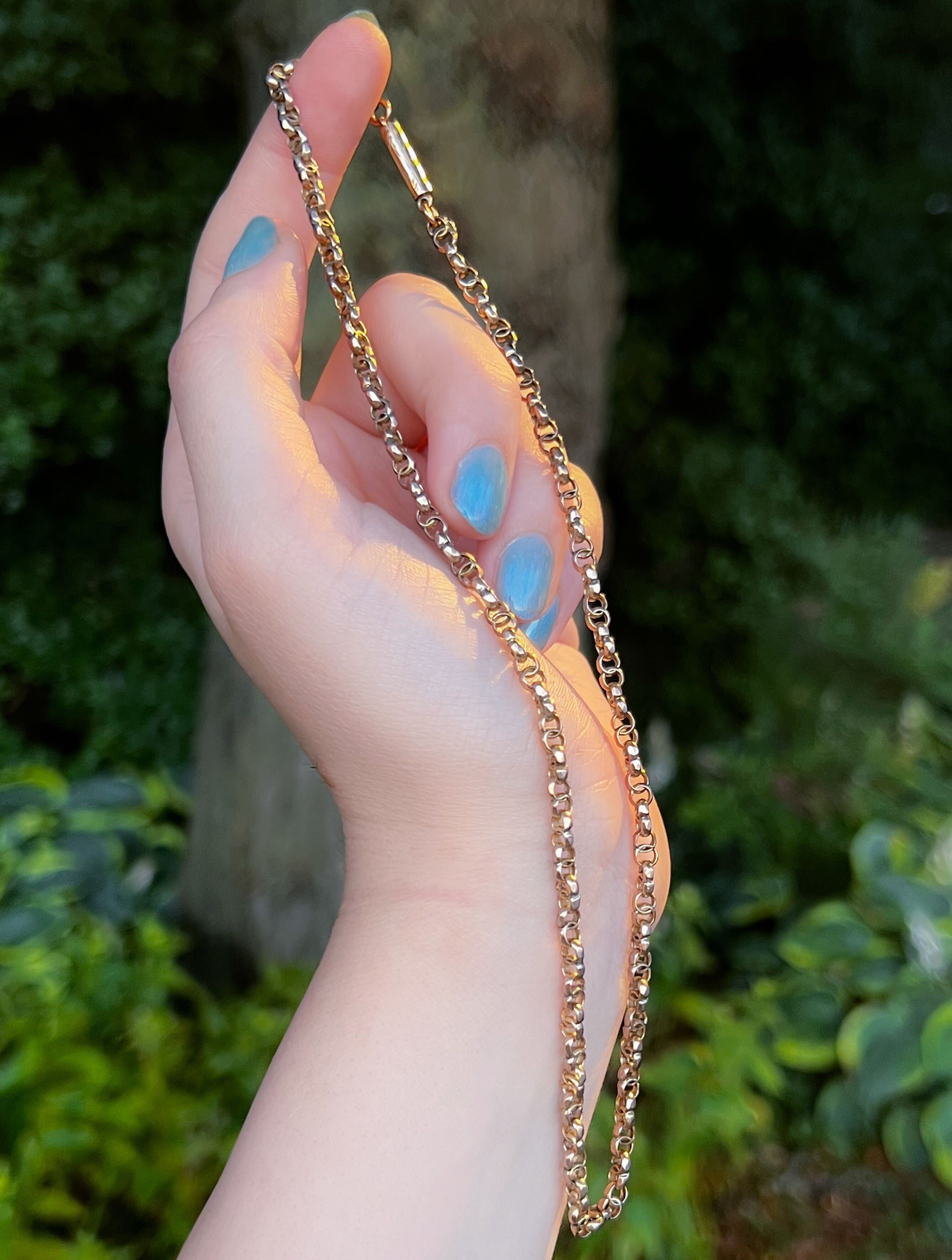 Glorious 9k Collar Chain