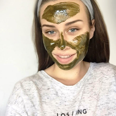 DIY Manuka Honey Face Mask