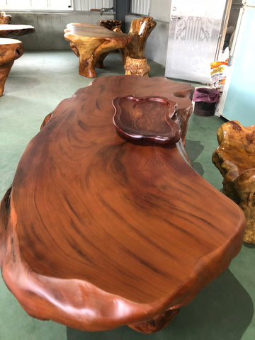 Teetisch aus Holz in Taiwan
