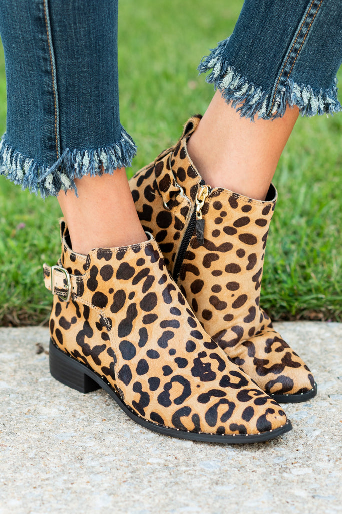 short leopard boots