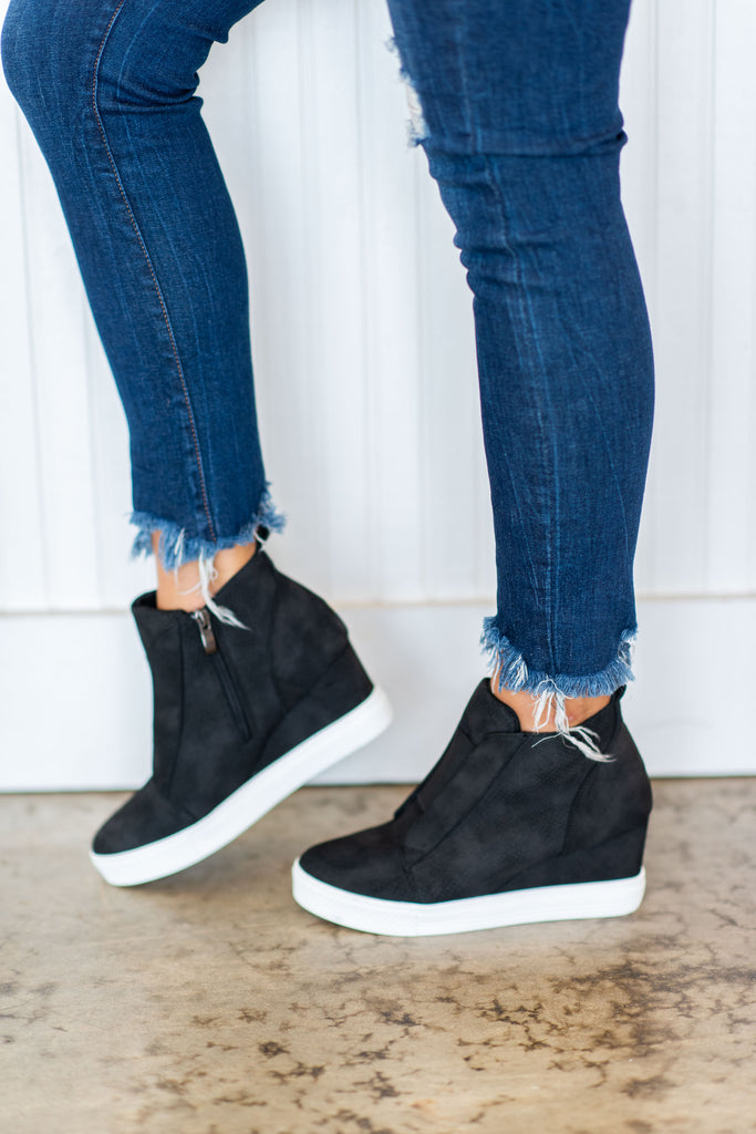 black wedge gym shoes