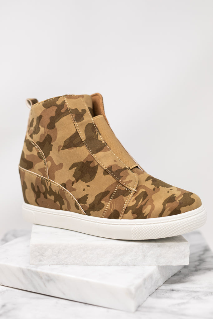 camo wedge