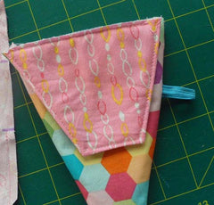 Easy embroidery scissor pouch sewing tutorial by lorelei jayne