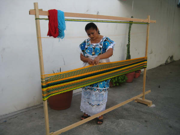 Mexican traditional hammock weaving