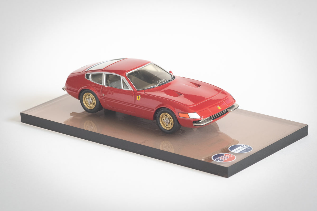 フルオーダー AMR 1/12 フェラーリ365GTB/4 LM74 - crumiller.com