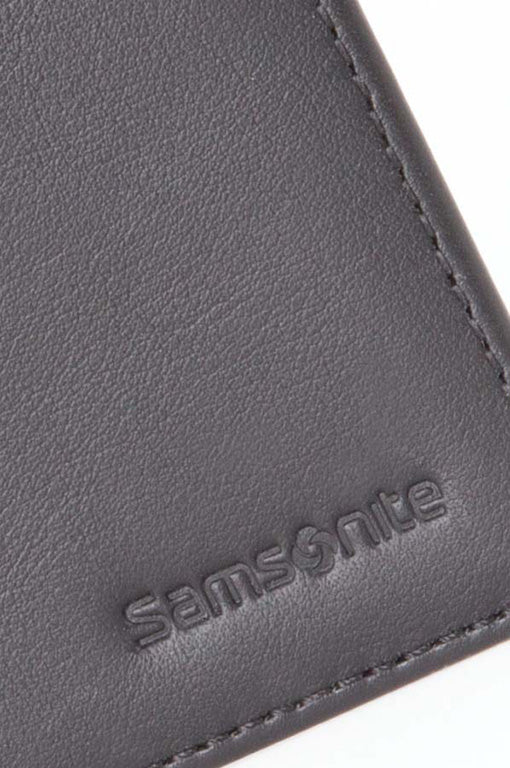 samsonite tri fold