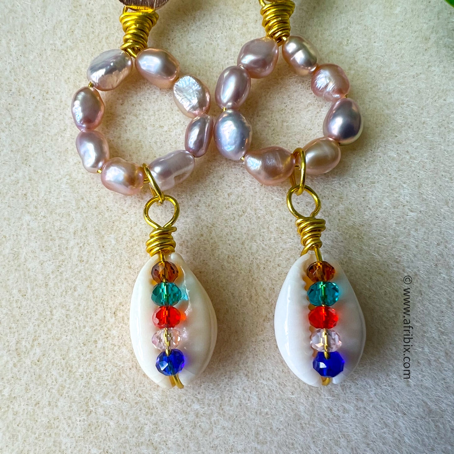 Freshwater Pearl Cowrie Dangle Drop Earring