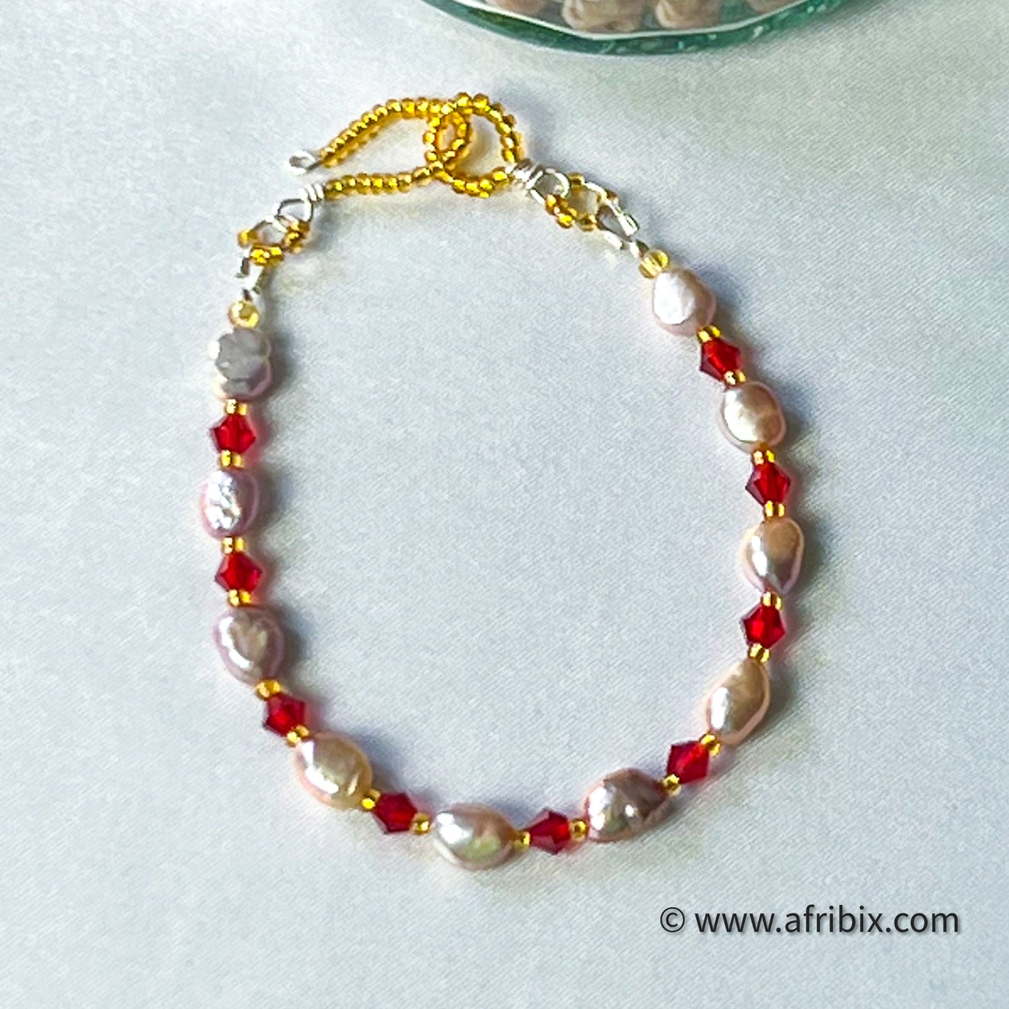 Freshwater Pearl and Red Crystal Bracelet