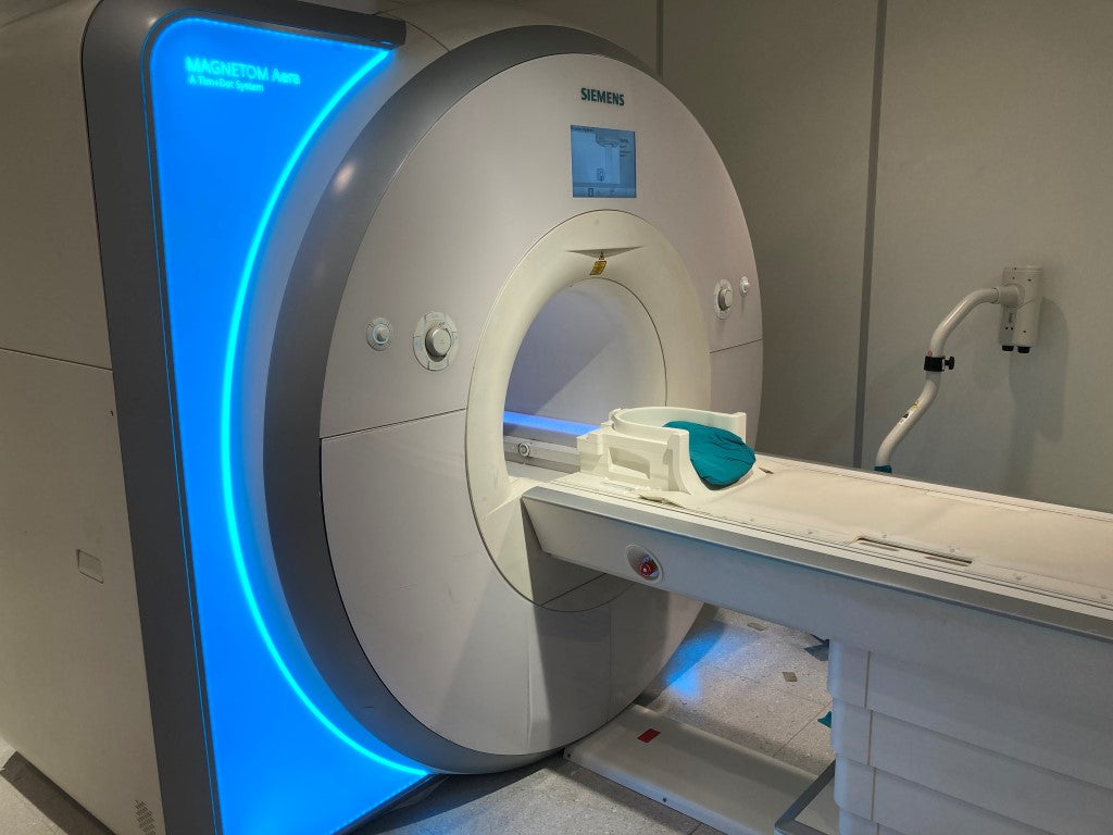 Onregelmatigheden logboek Ondergeschikt Refurbished Siemens 1.5T Aera XQ MRI Equipment For Sale - PrizMED Imaging