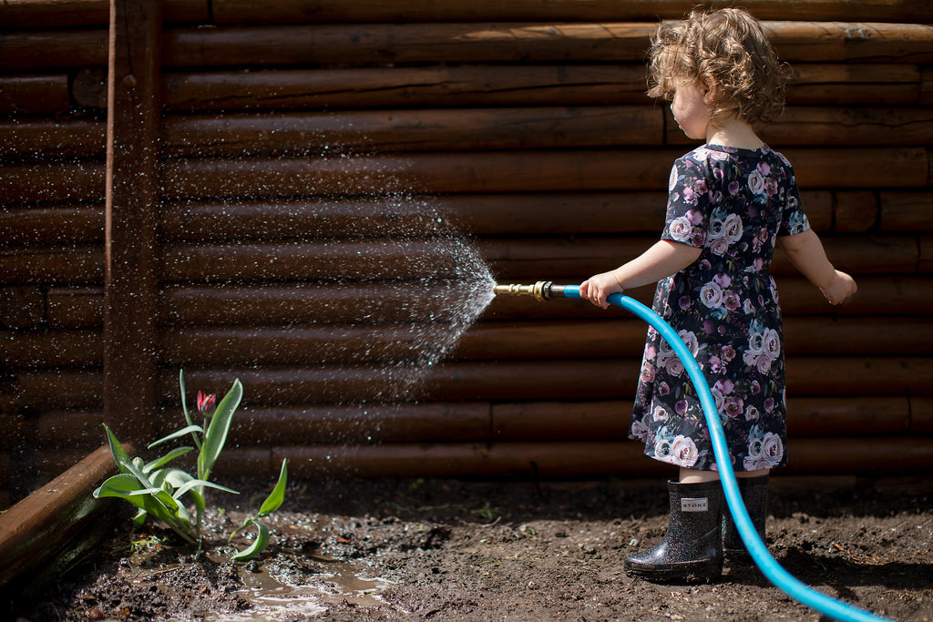 Gardening vegan kids