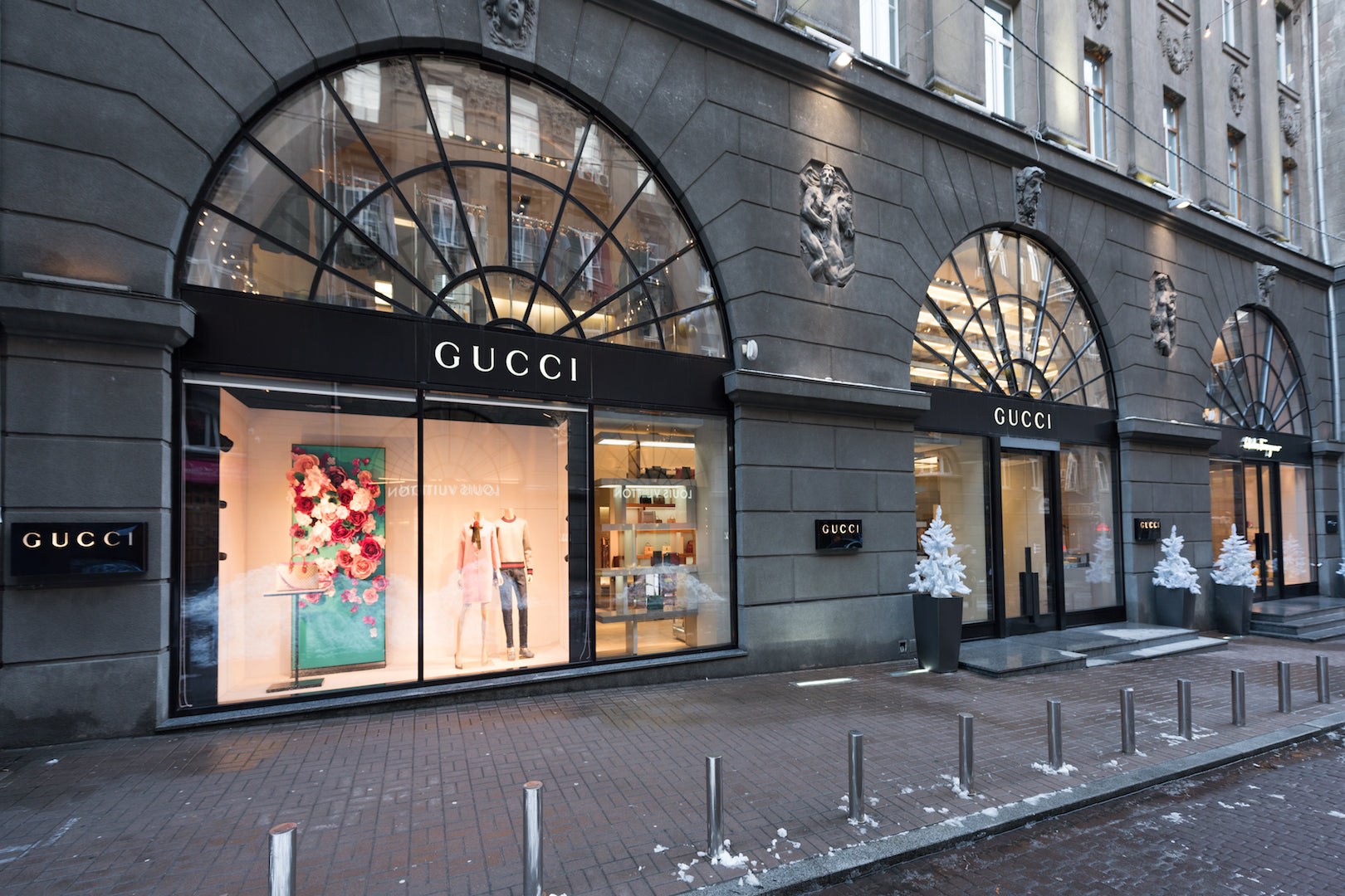 Gucci Window Display by Mia Gallery