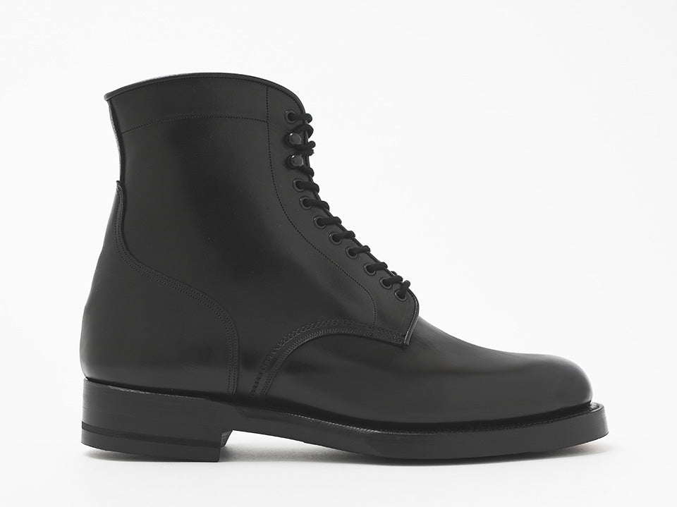 12.A1256 MIDDLE OFFICERS BOOTS