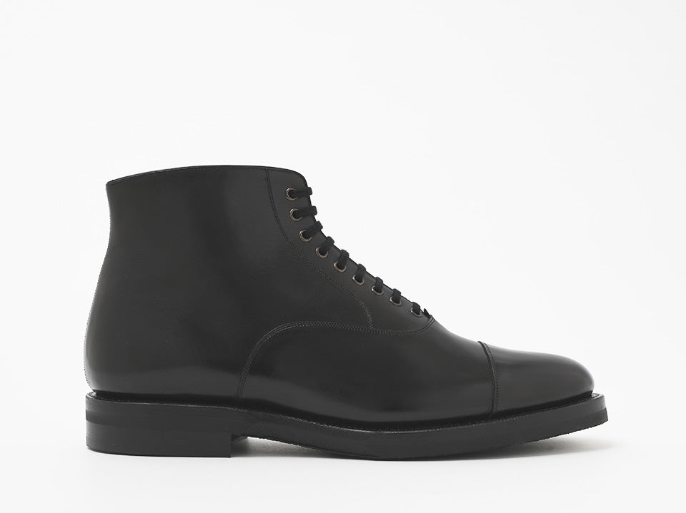 10.A1384 OXFORD BOOTS