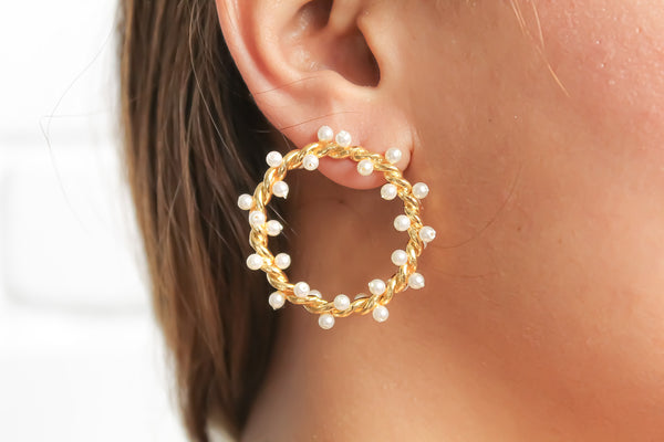 trend ss20 pearl earrings