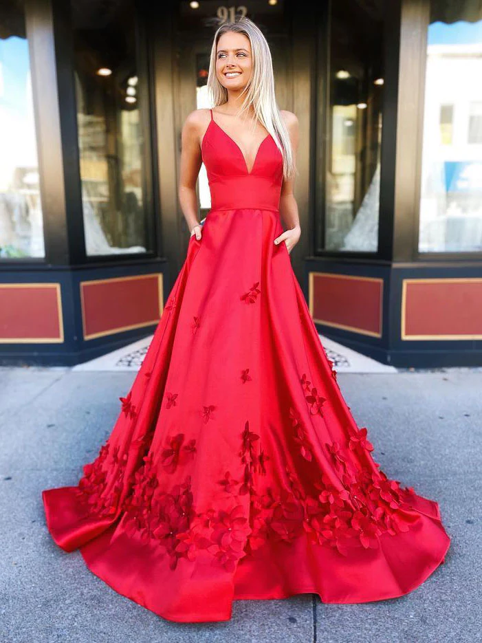 Chic A-line Spaghetti Straps Red Prom Dress Long Applique V-neck Satin –  selinadress