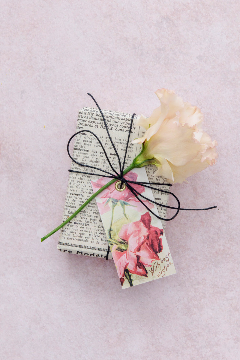 Vintage rose gift tag