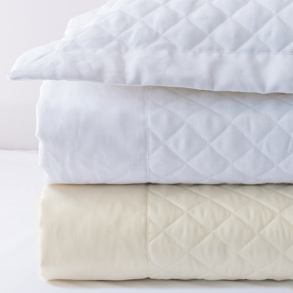 sateen quilted coverlet