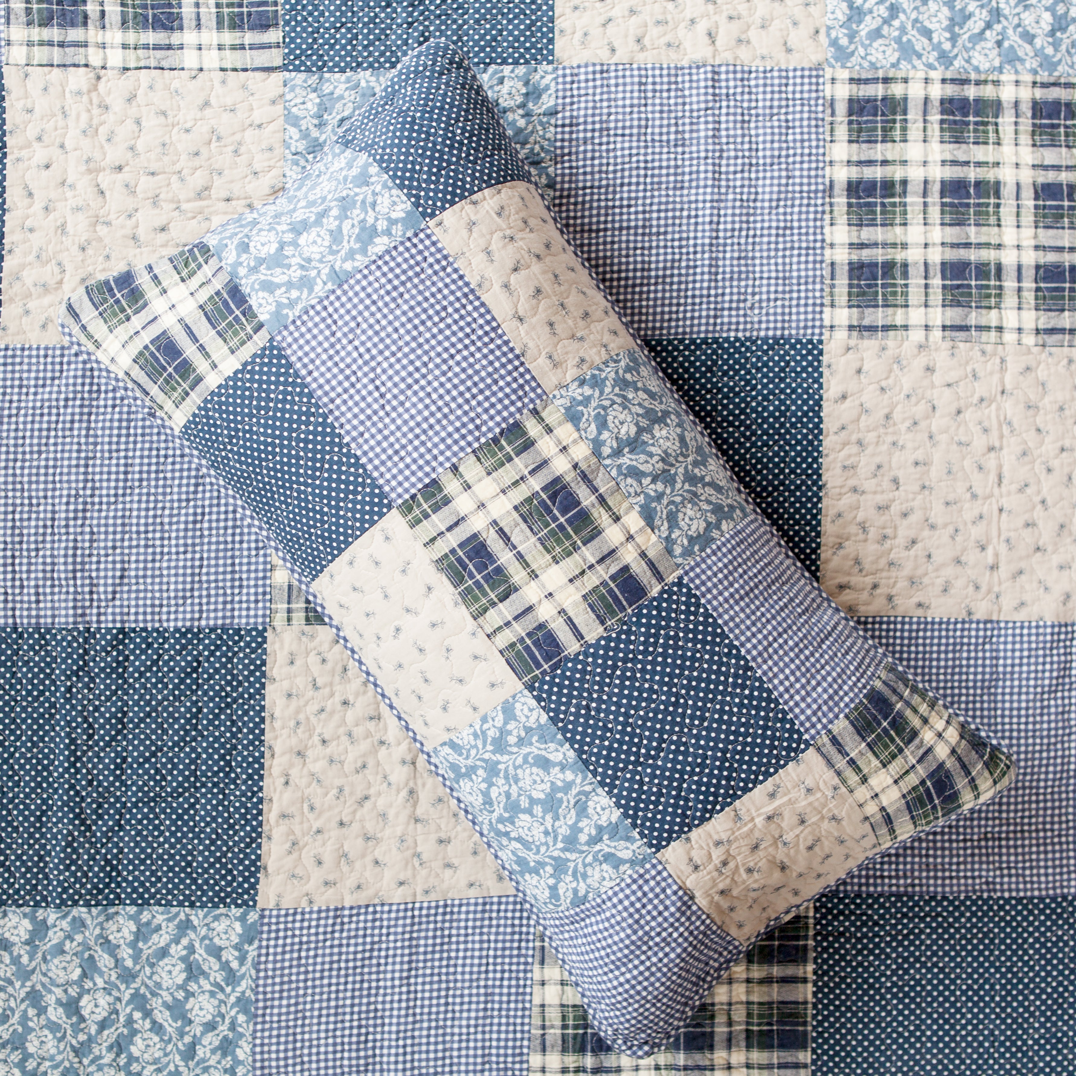 blue quilt