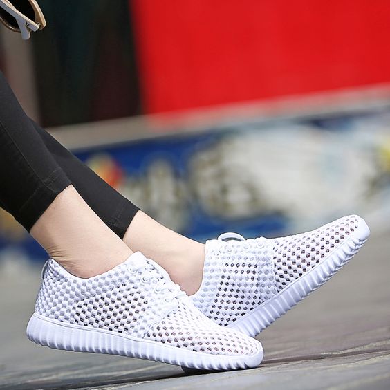 2019 Summer Hollow Out FlyKnit Breathable Sneakers