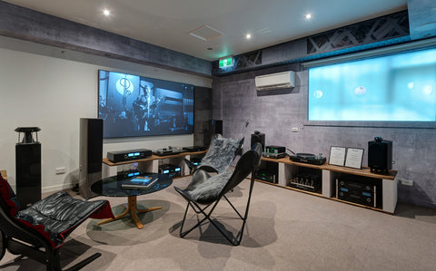 McIntosh hifi demo room